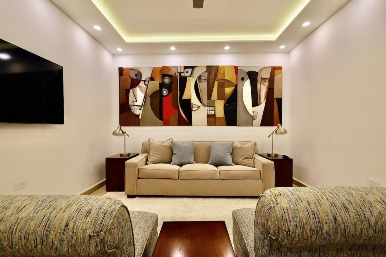 Hidden Gem In Miramar- Power Generator- Parking Appartement San Juan Buitenkant foto